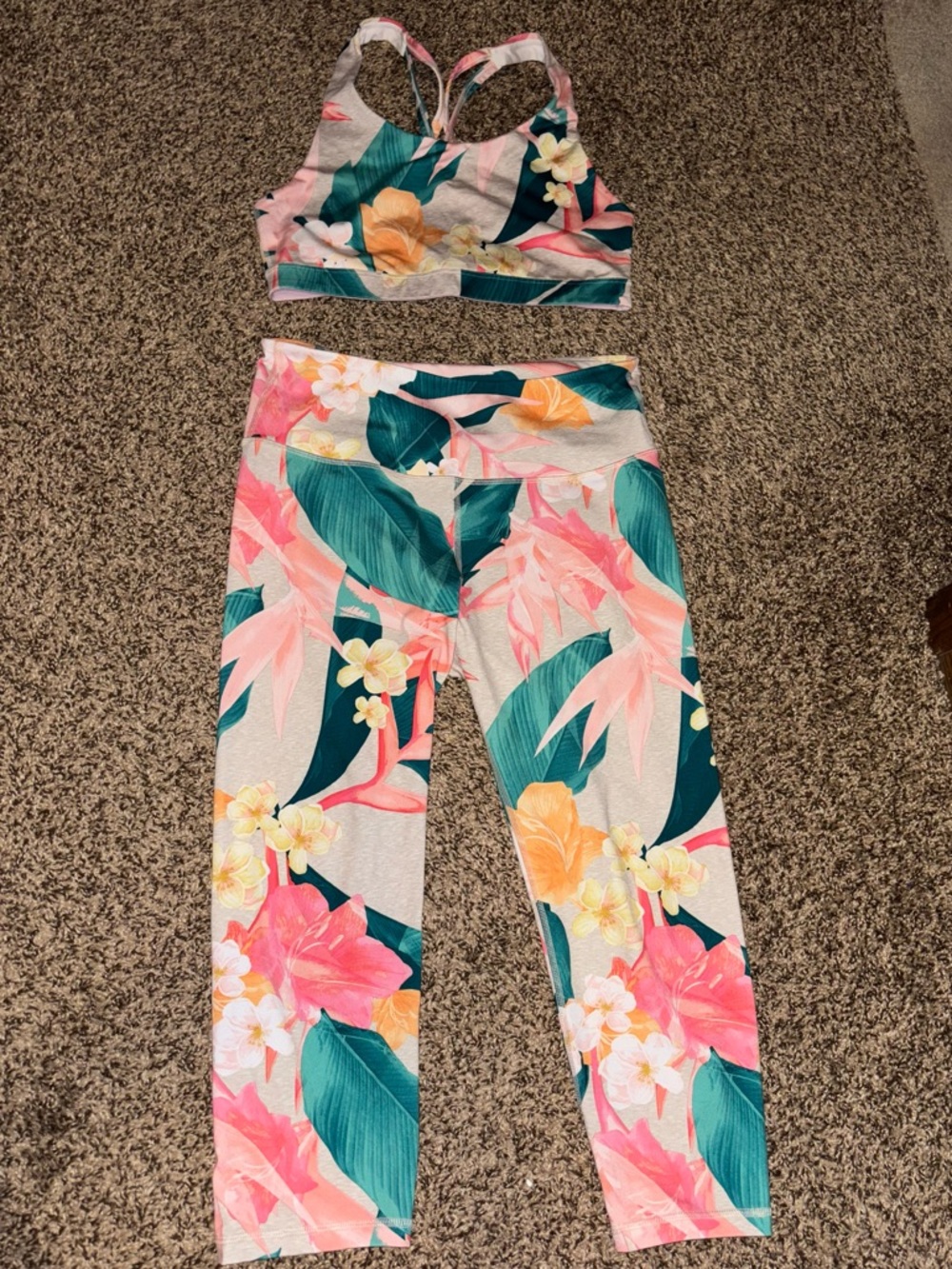 Old navy tropical work out set
